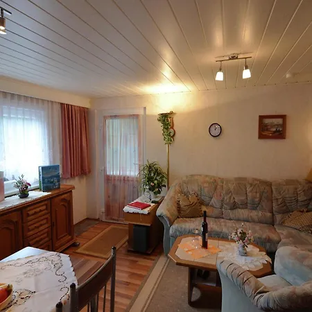 Holiday home In Thuringia Neuhaus am Rennweg
